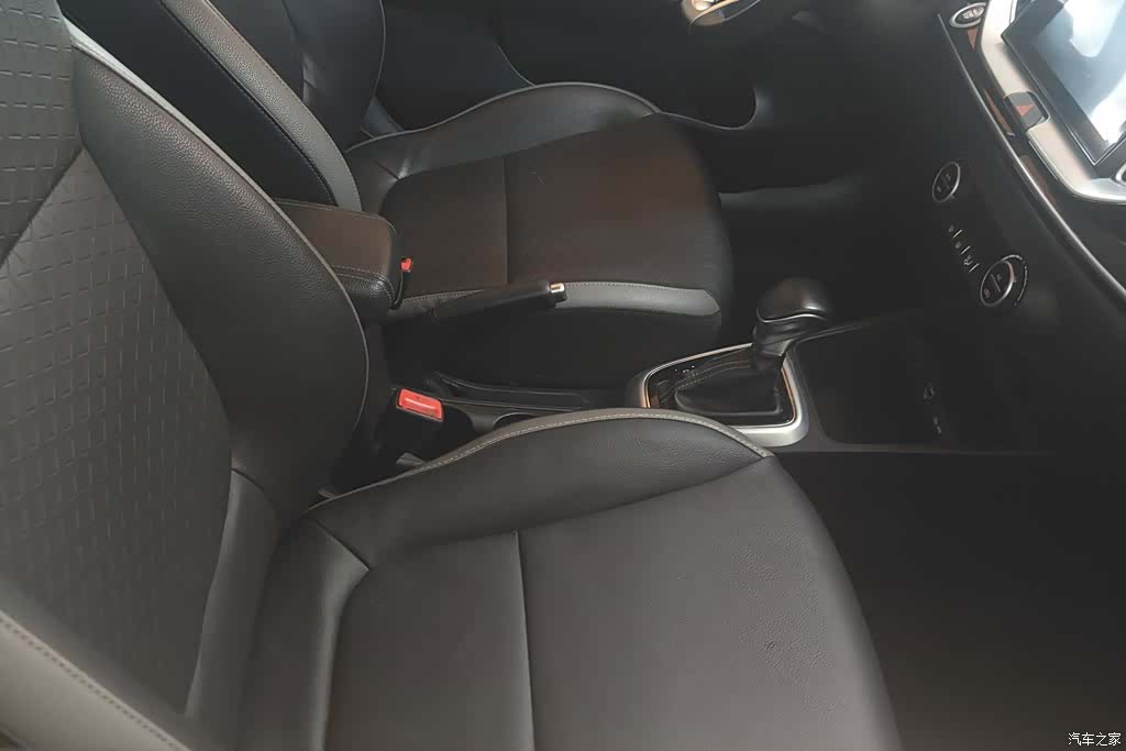Kia KX1, 2019 8
