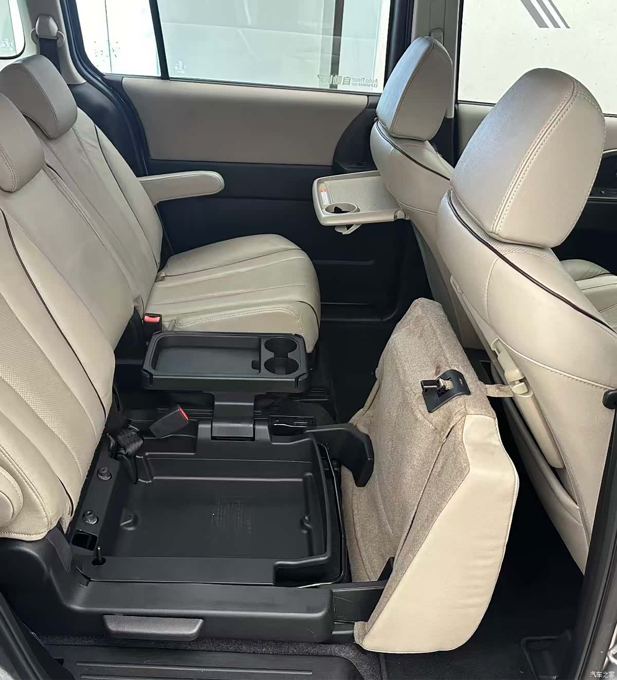 Mazda 5, 2012 3