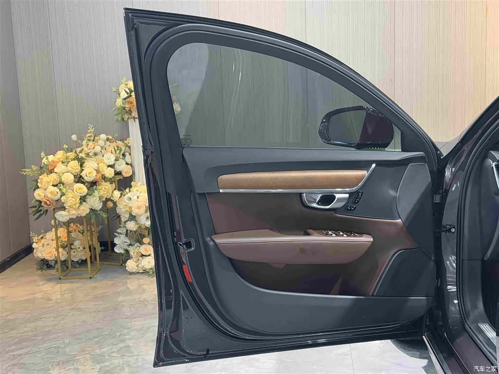 Volvo S90, 2023 18