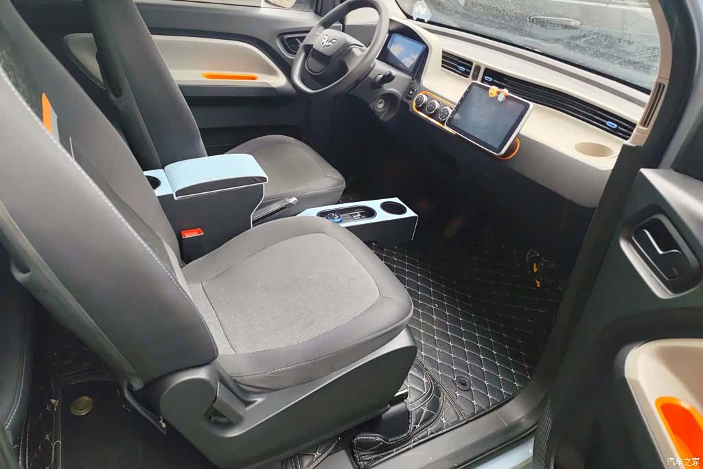 Wuling MINIEV, 2021 8