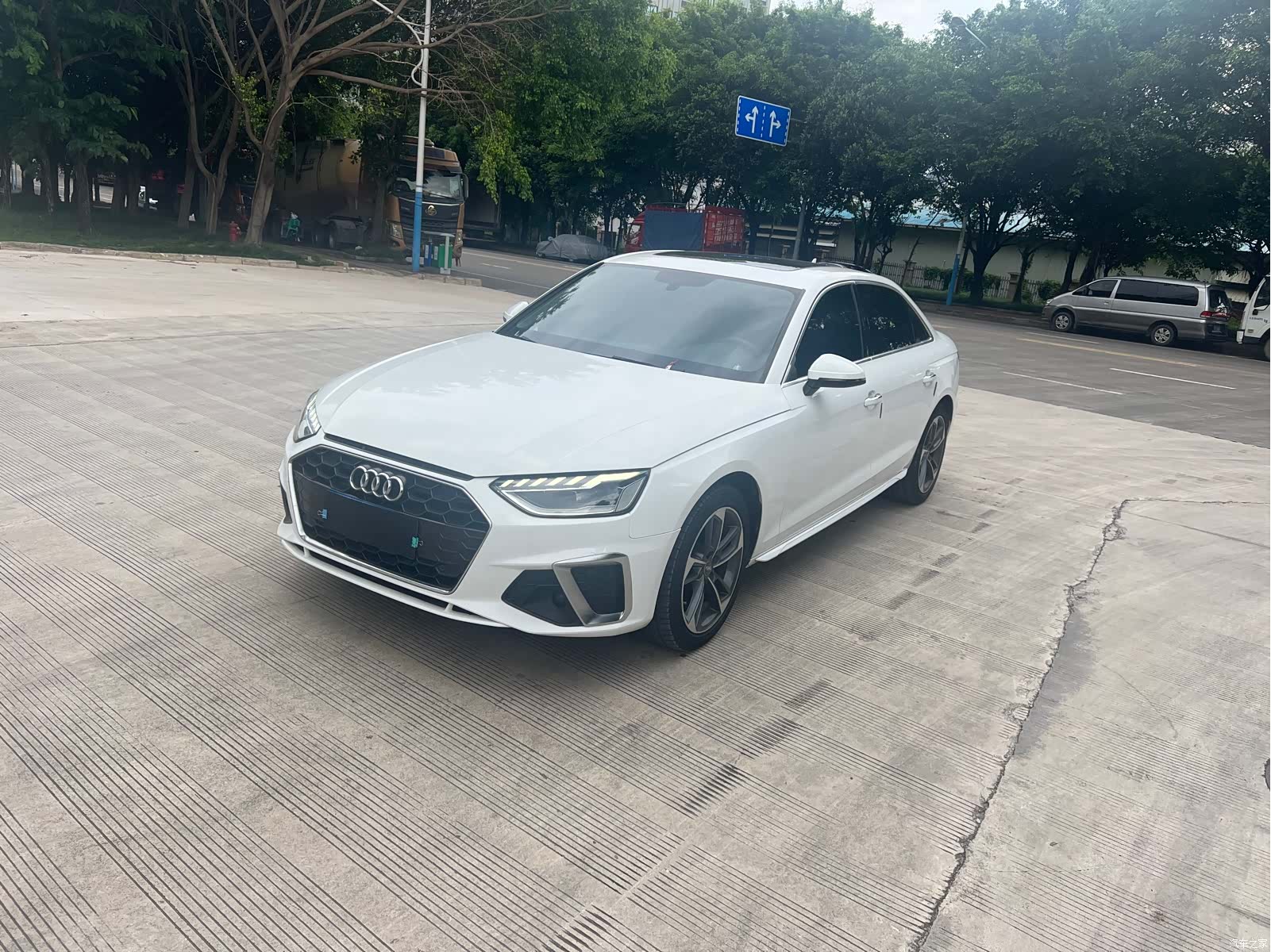 Audi A4L, 2020 3