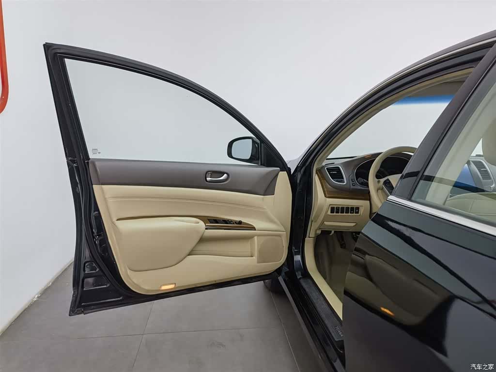 Nissan Teana, 2012 8