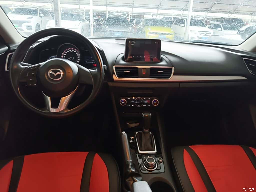 Mazda Mazda3, 2016 10