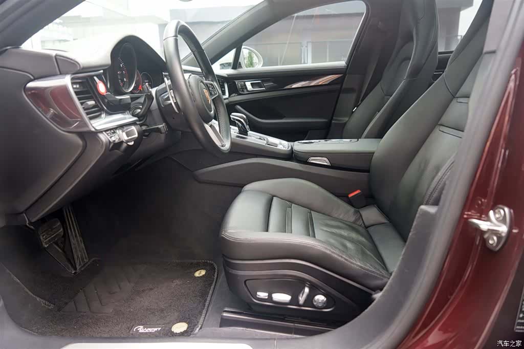 Porsche Panamera, 2018 9