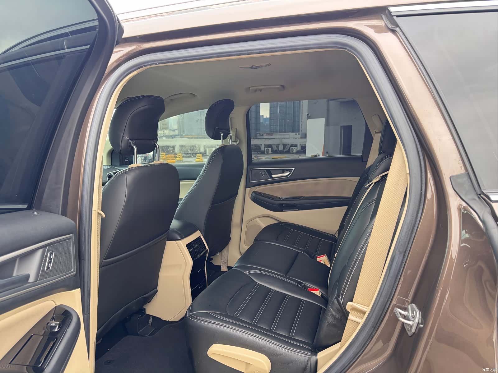 Ford Edge, 2016 12