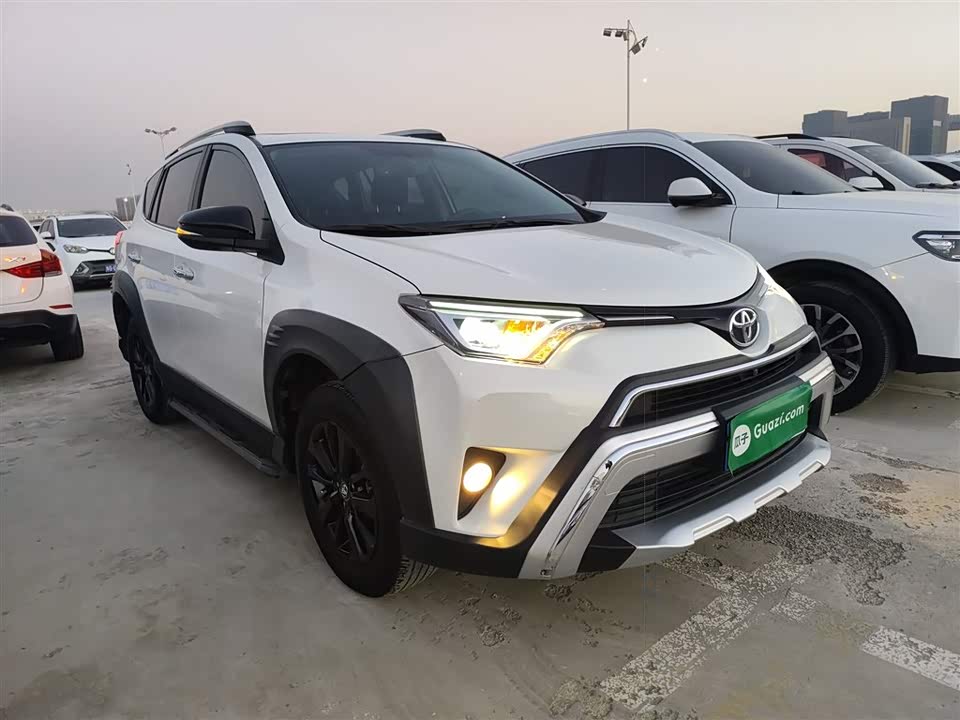 Toyota RAV4 Rongfang