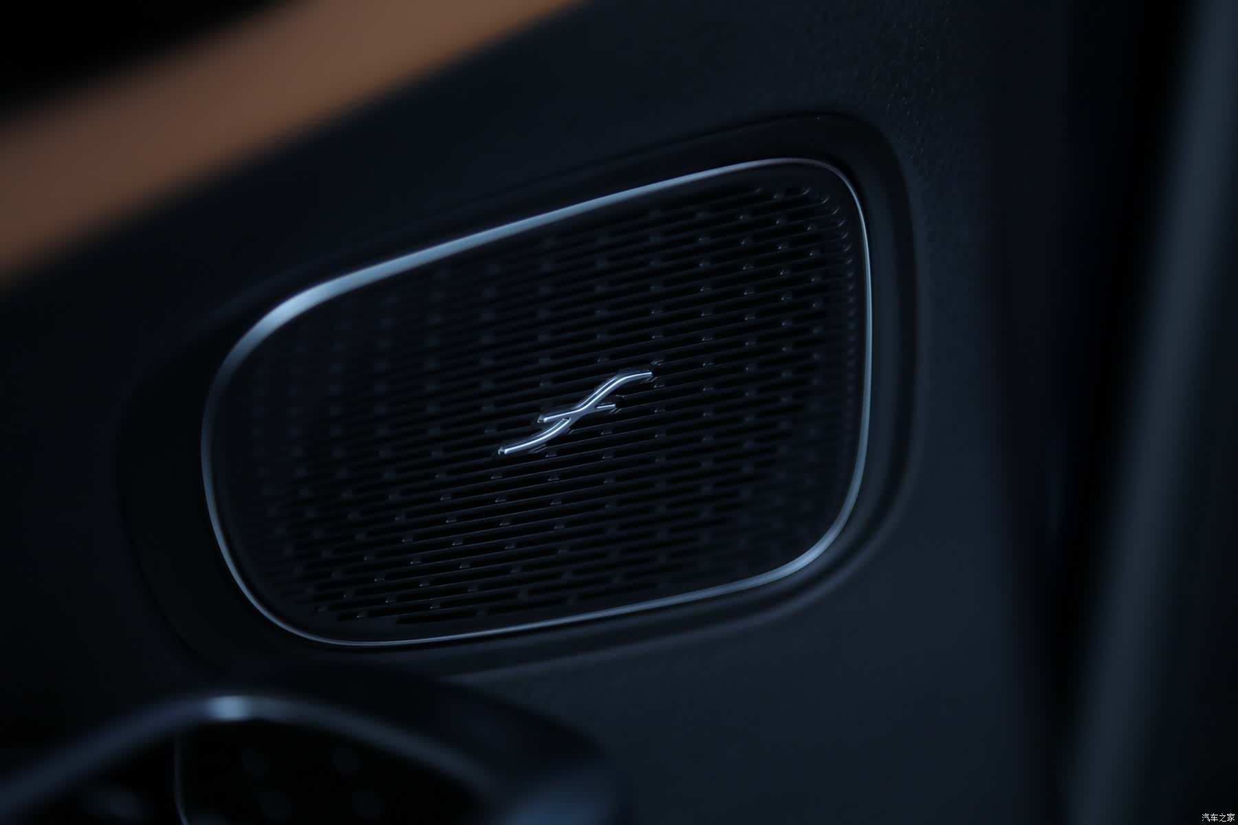 Mercedes-Benz GLC, 2023 11