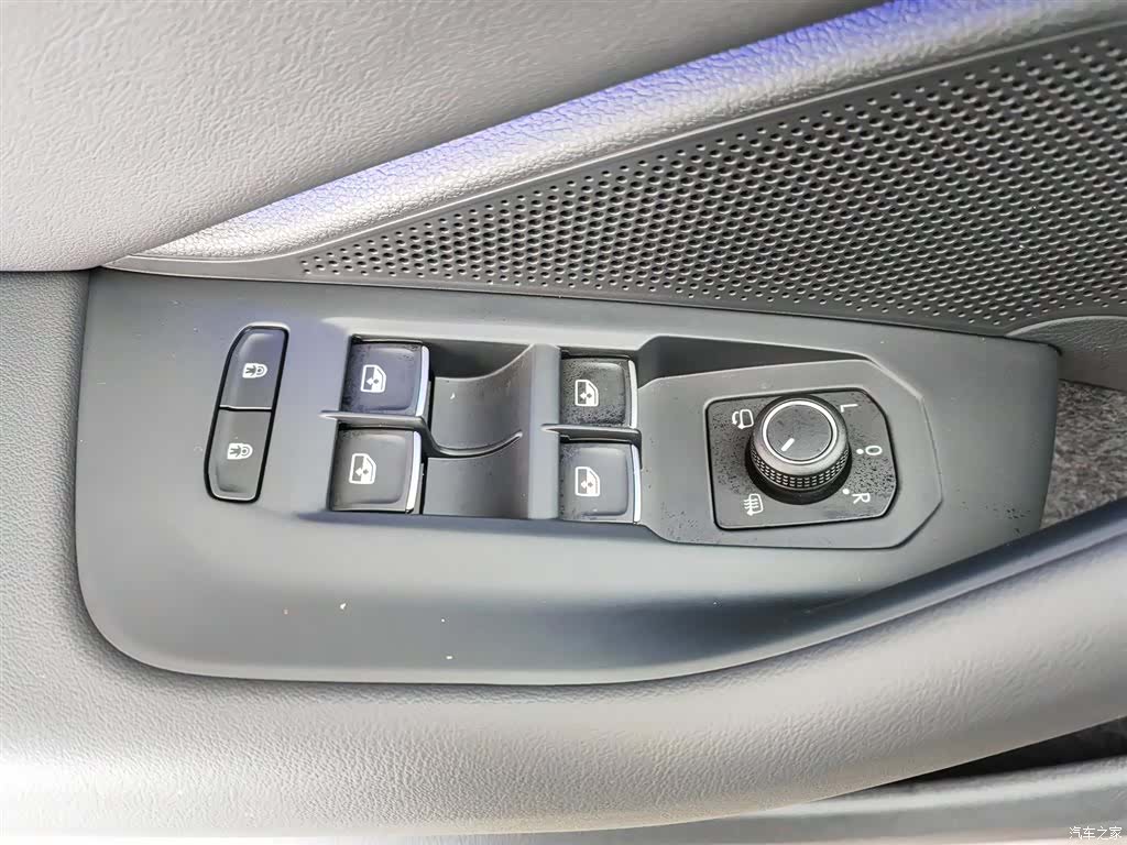 Volkswagen Magotan, 2026 9