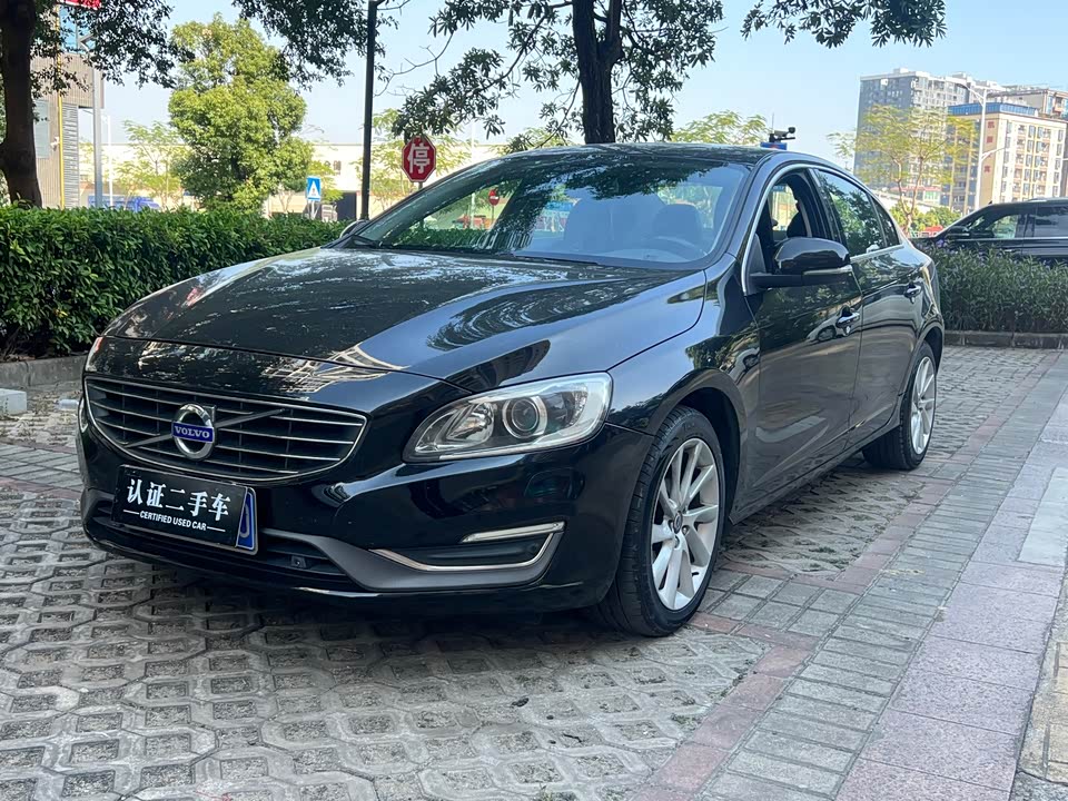 Volvo S60