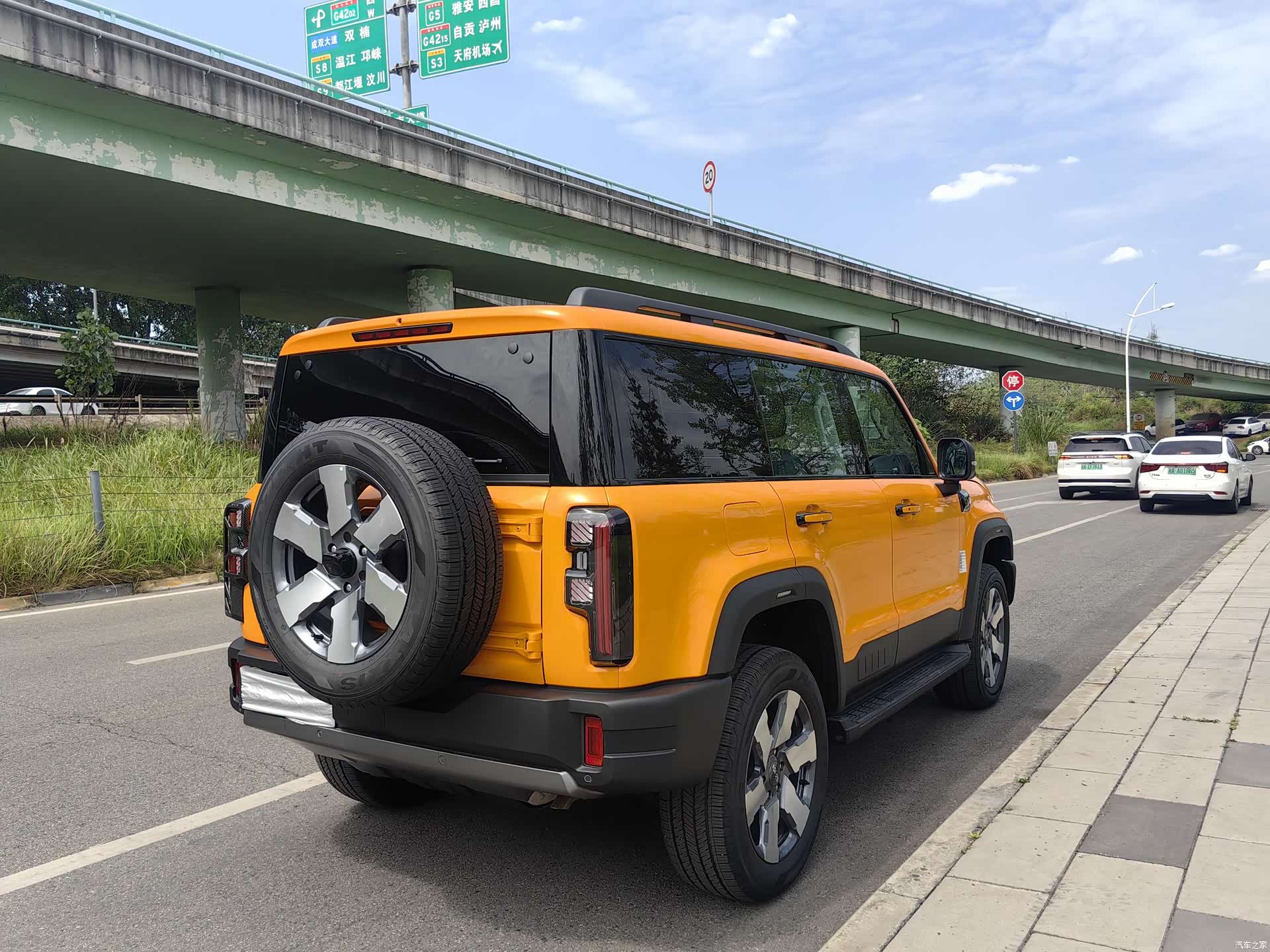 BAIC BJ40, 2025 6