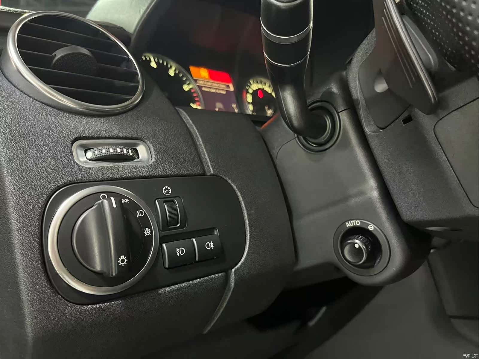 Land Rover Discovery, 2015 4