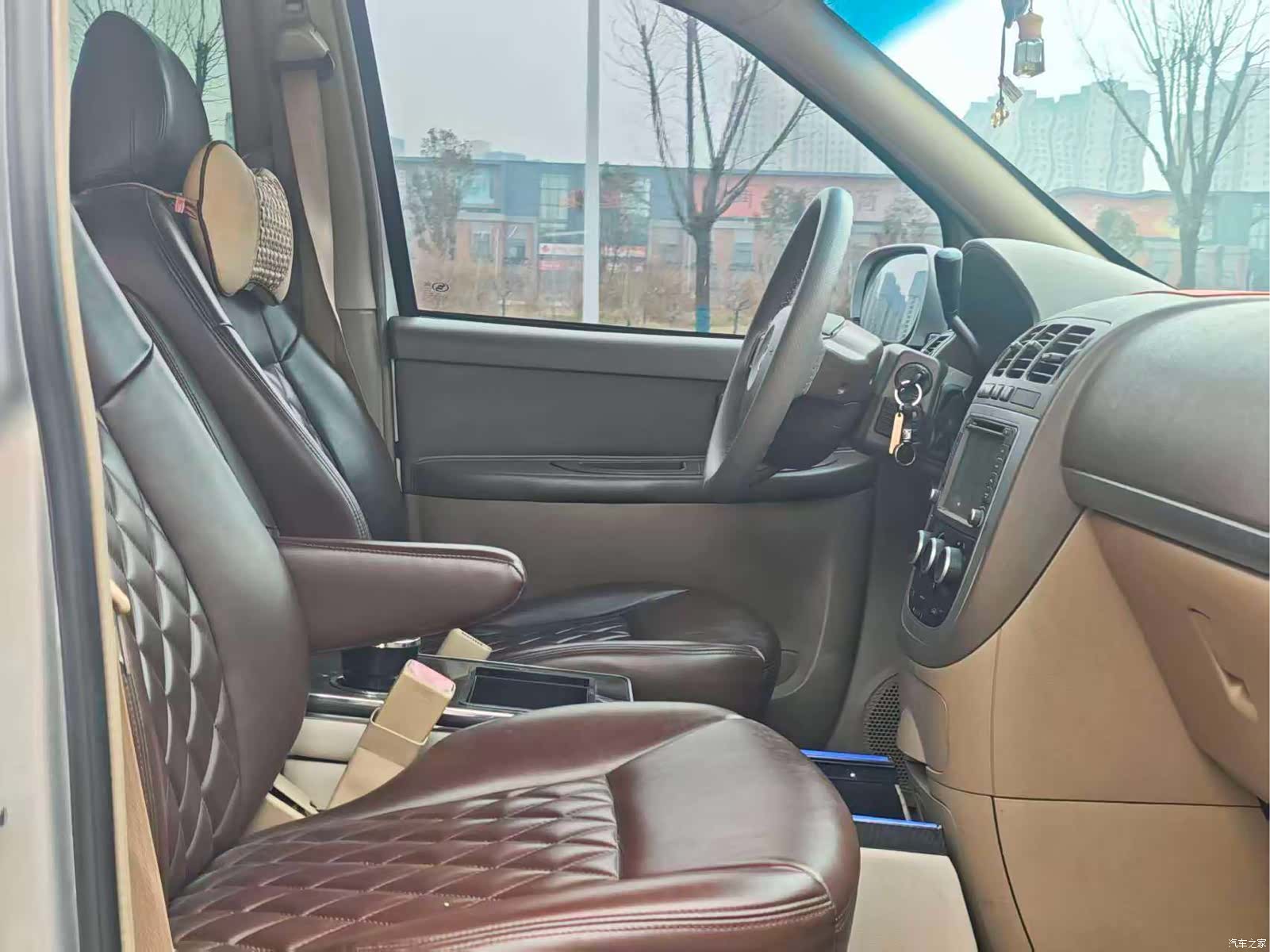 Buick GL8, 2015 11