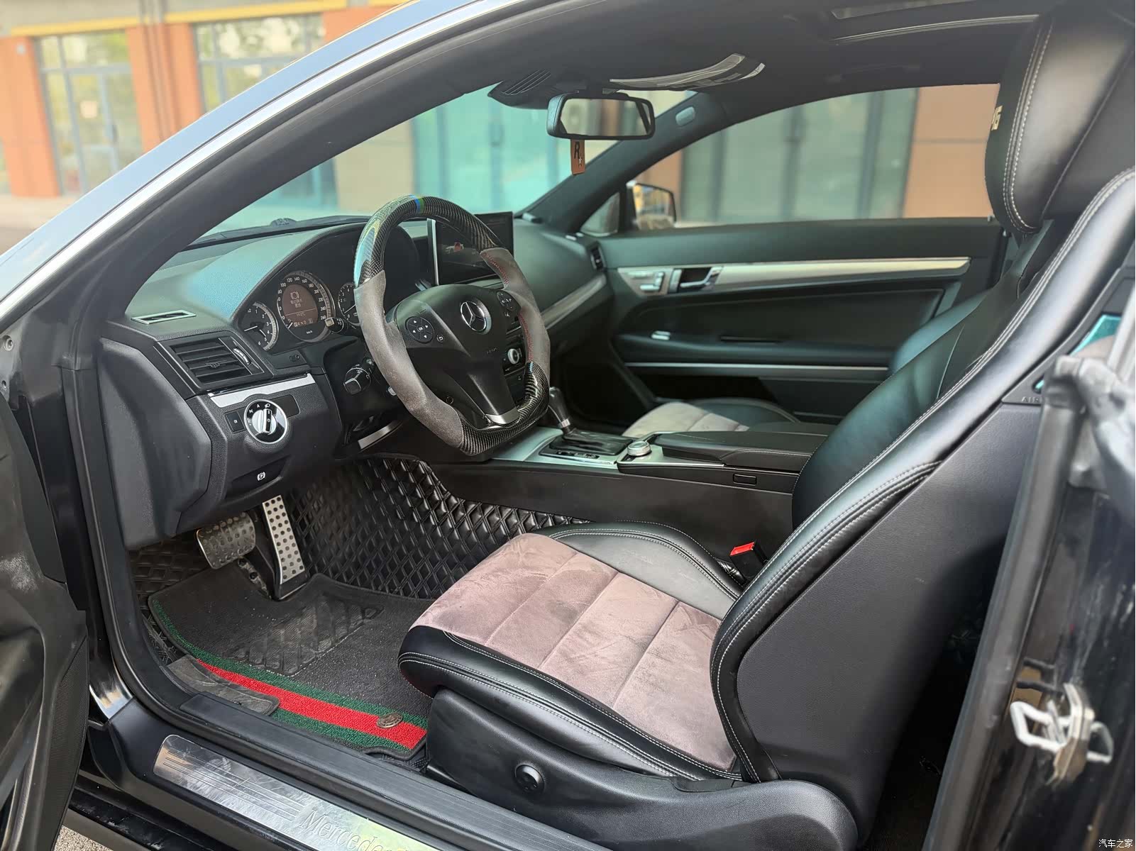 Mercedes-Benz E-Class, 2012 7