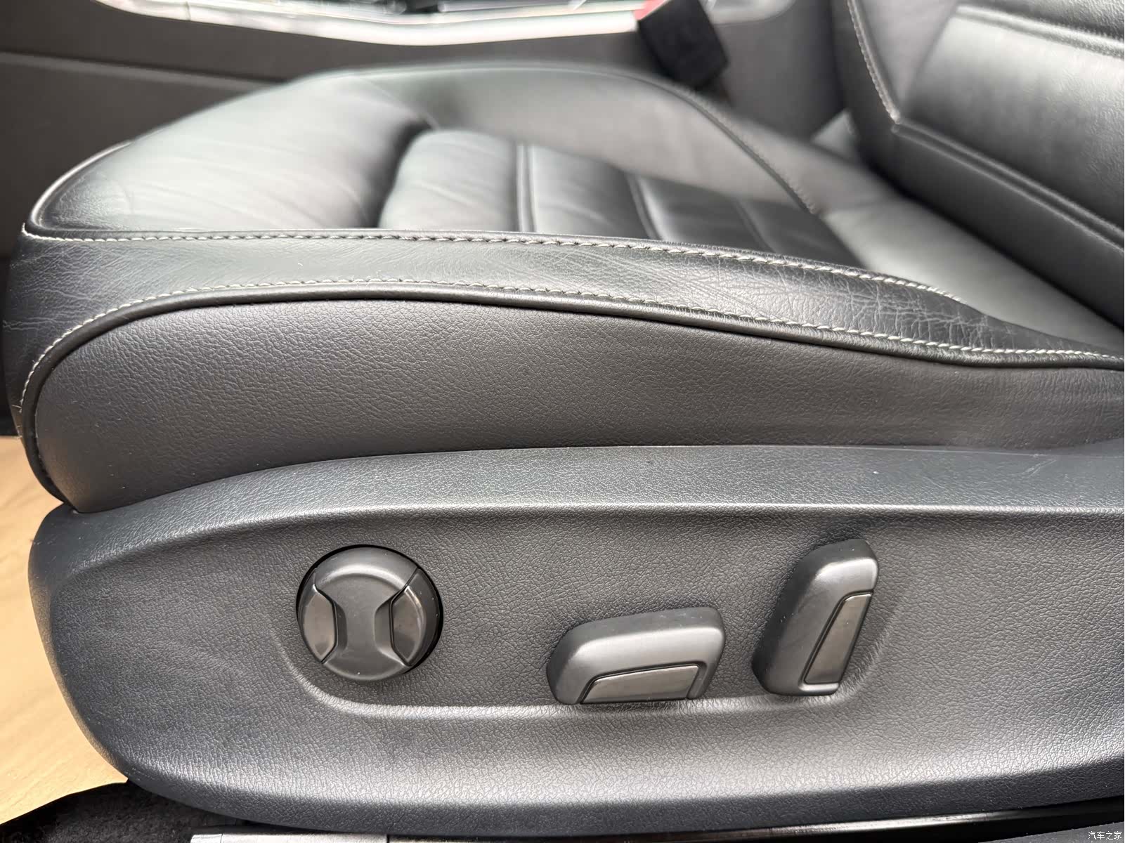 Volkswagen Passat, 2018 12