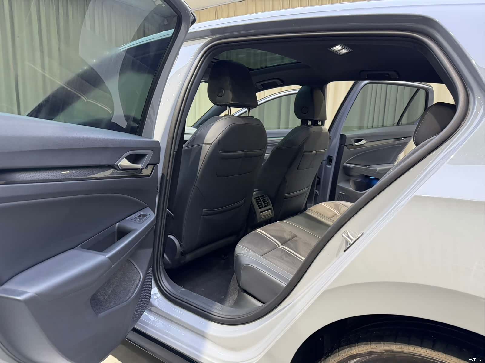 Volkswagen Golf, 2022 10