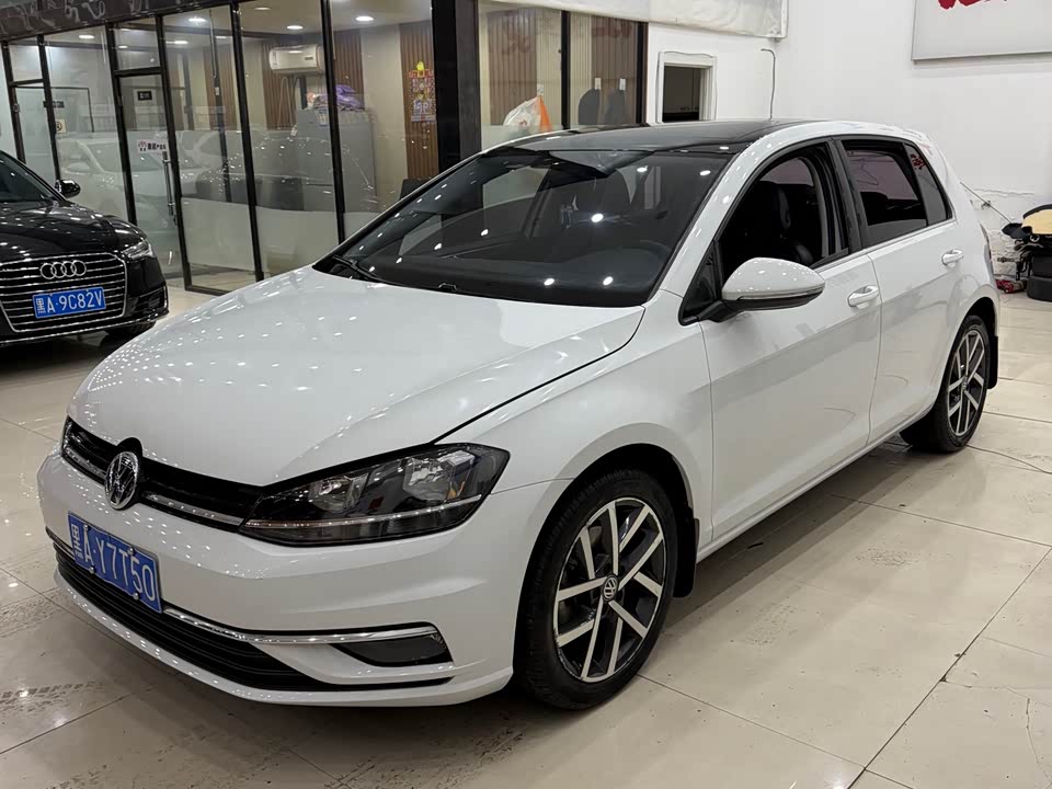 Volkswagen golf