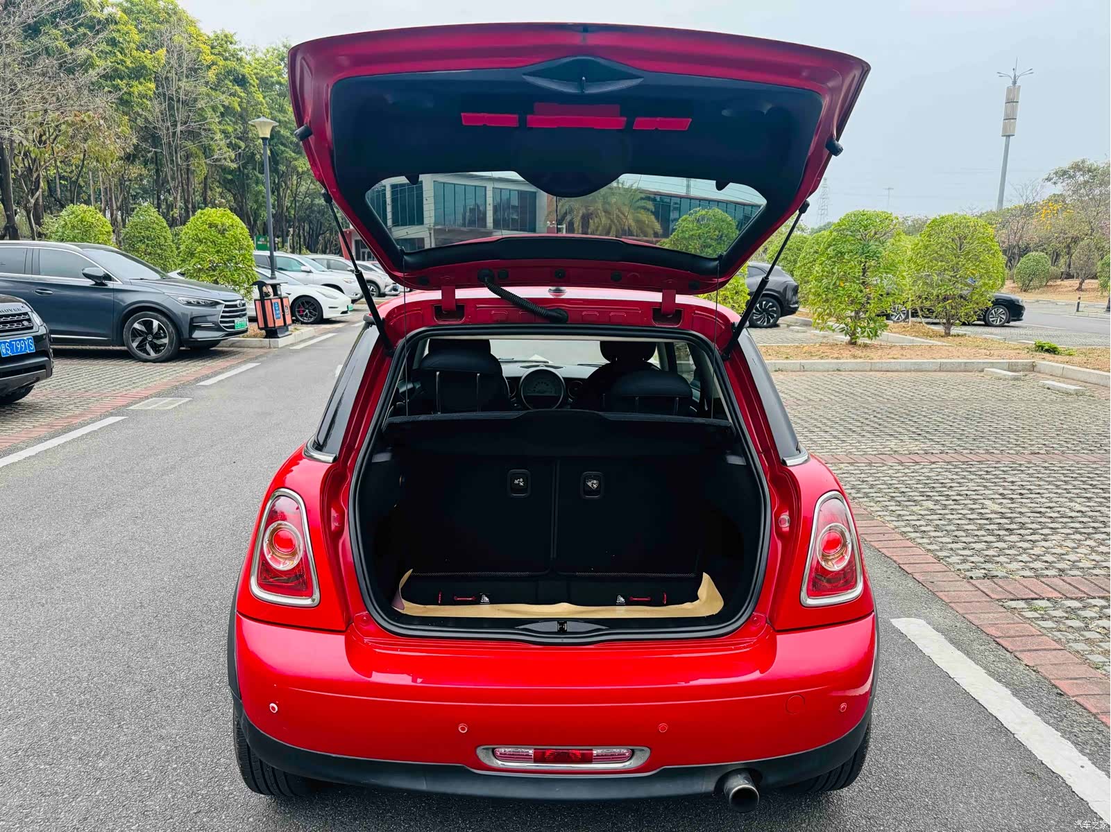 Mini ONE, 2014 12