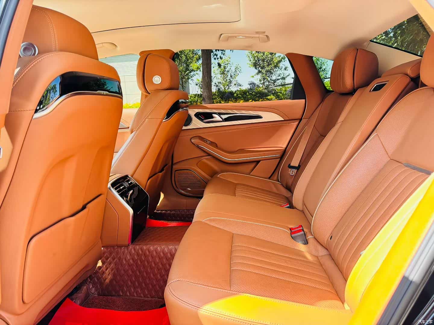 Hongqi H9, 2023 7