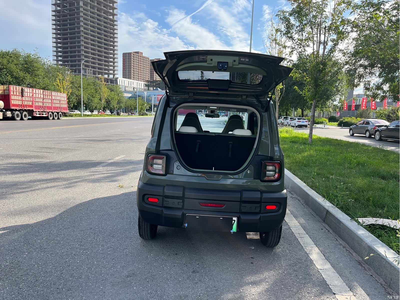 Geely Panda, 2025 18