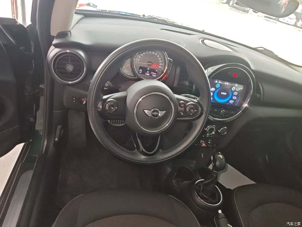 Mini ONE, 2017 11