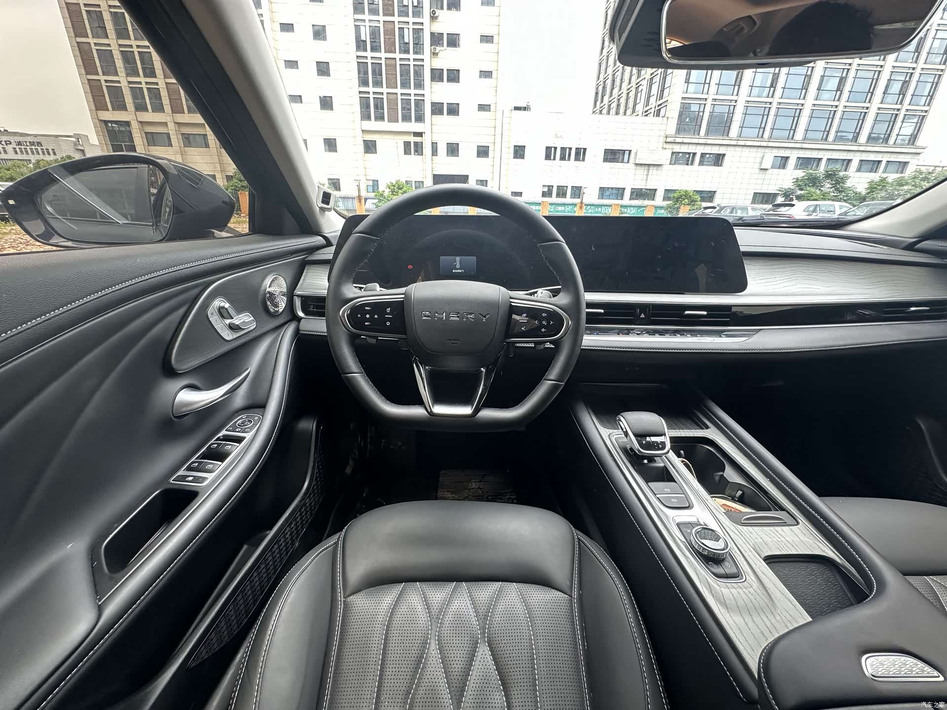 Chery Arrizo 8, 2023 13