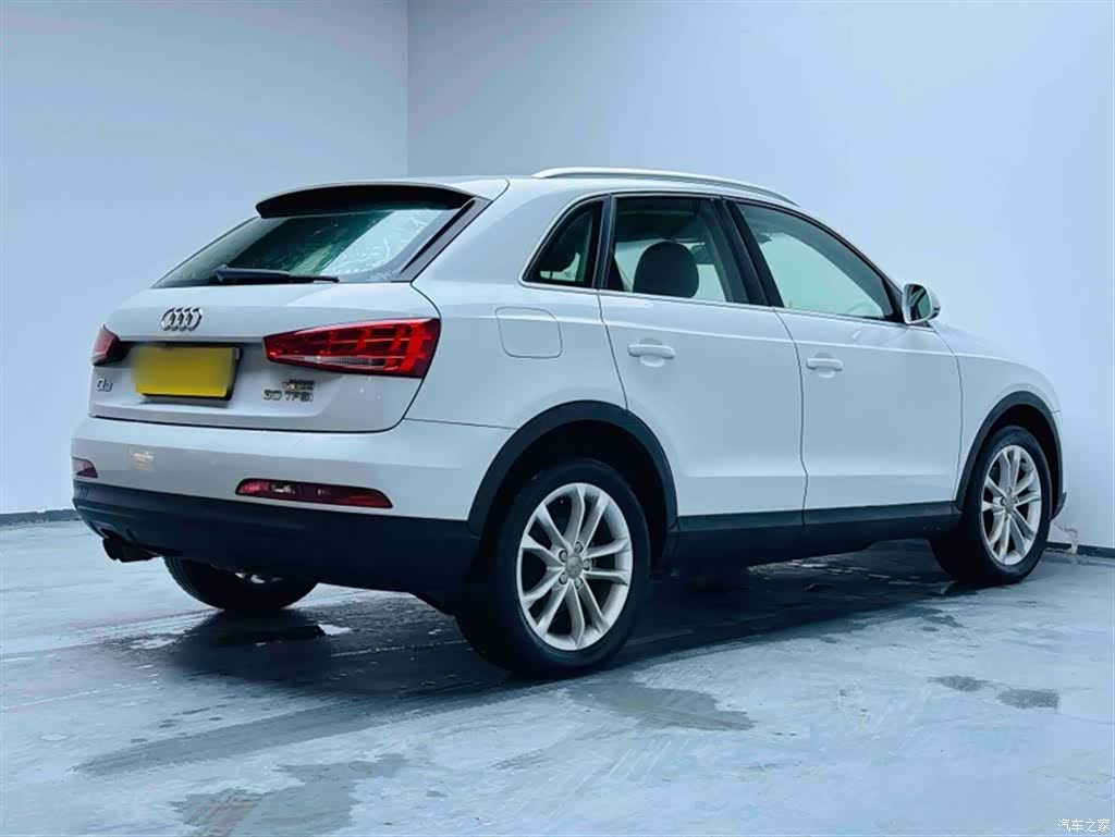 Audi Q3, 2015 11