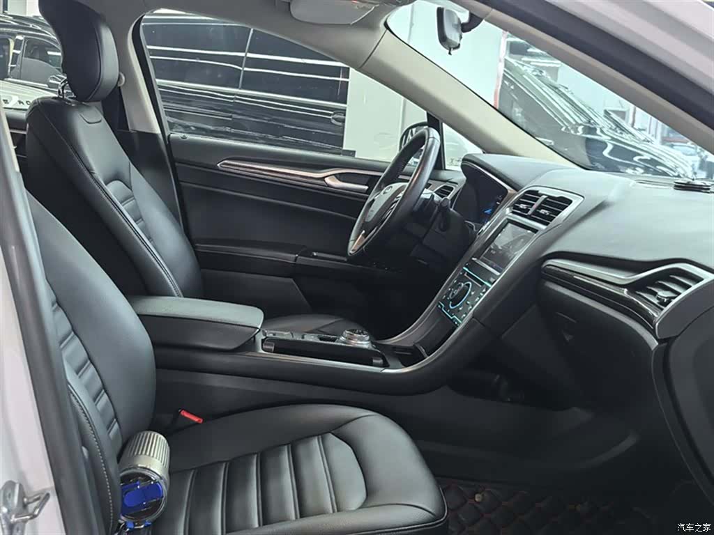 Ford Mondeo, 2019 8