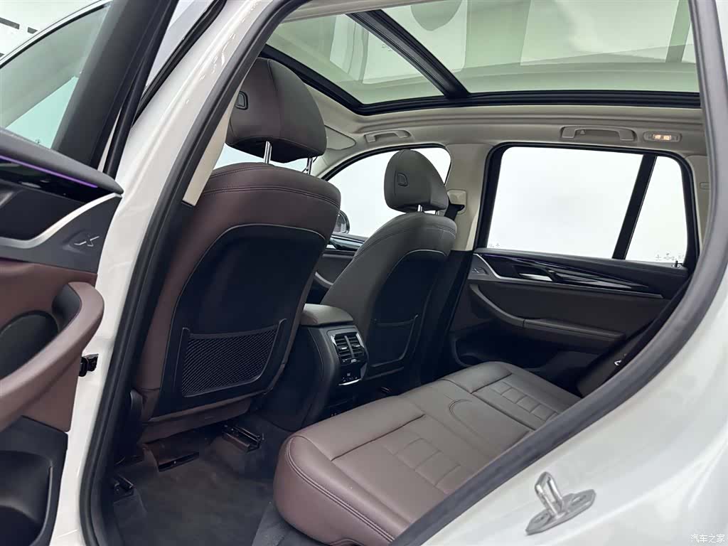 BMW X3, 2021 21