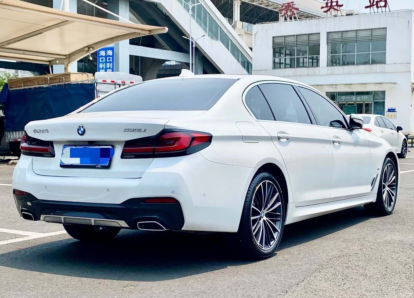 BMW 5 Series, 2022 6