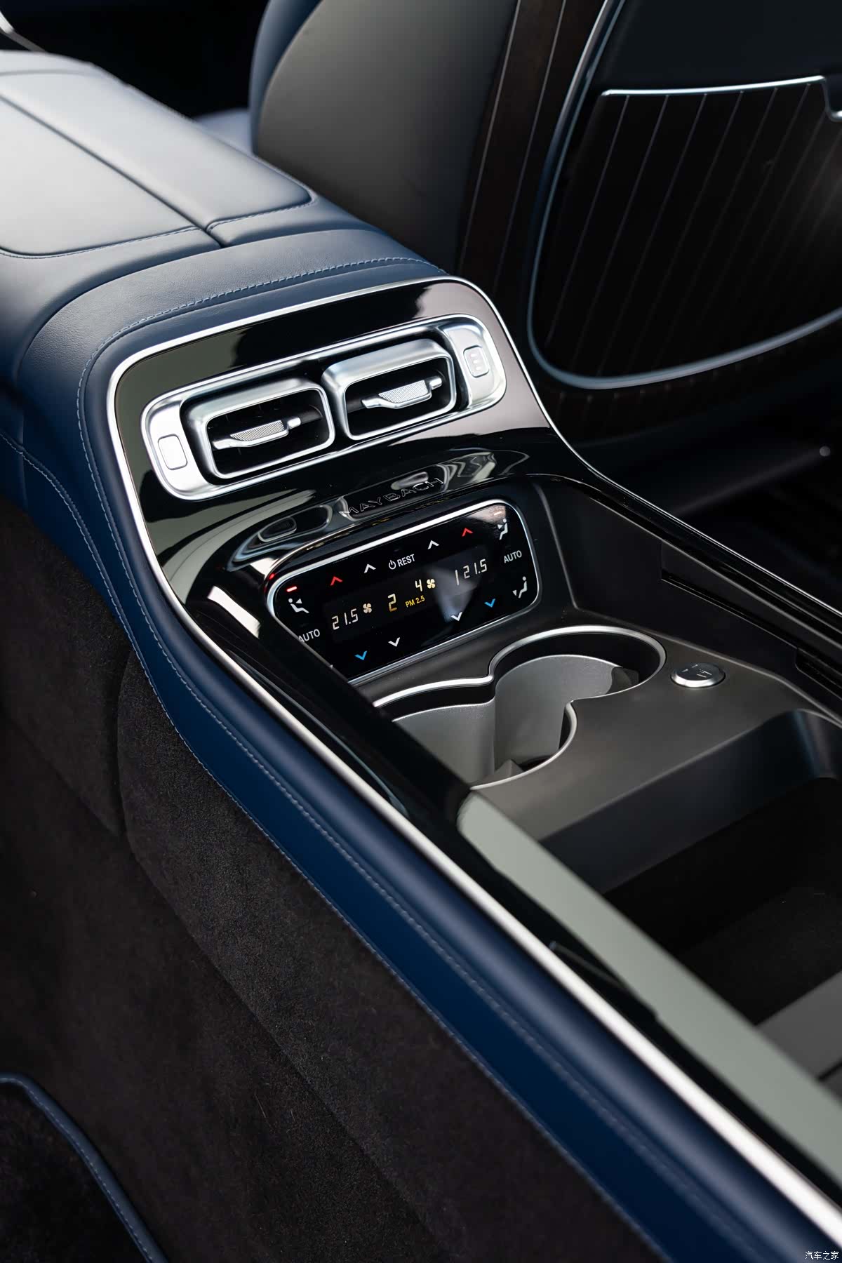Maybach S-Class, 2023 14