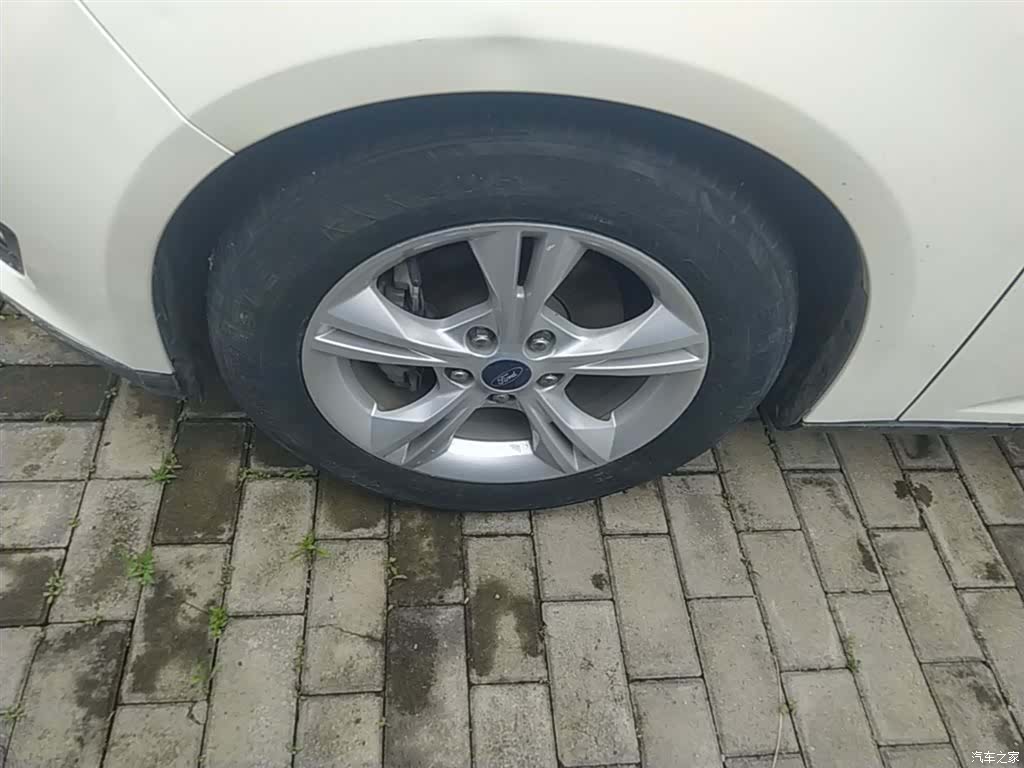 Ford Focus, 2016 23