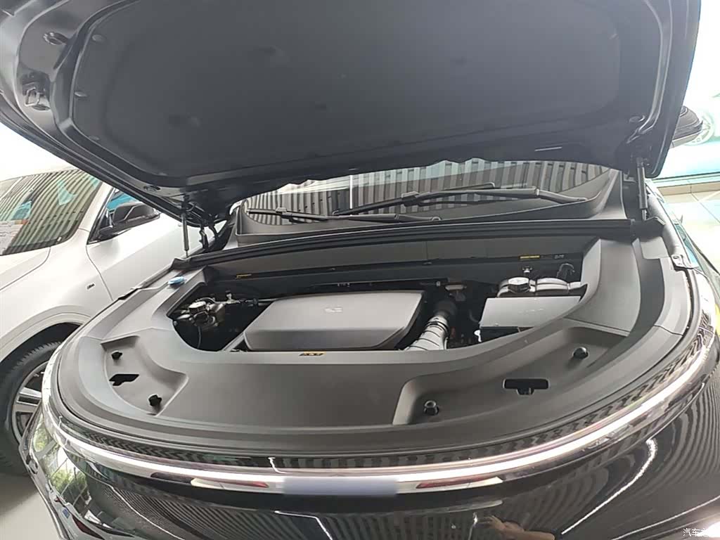 Li Auto L8, 2024 20