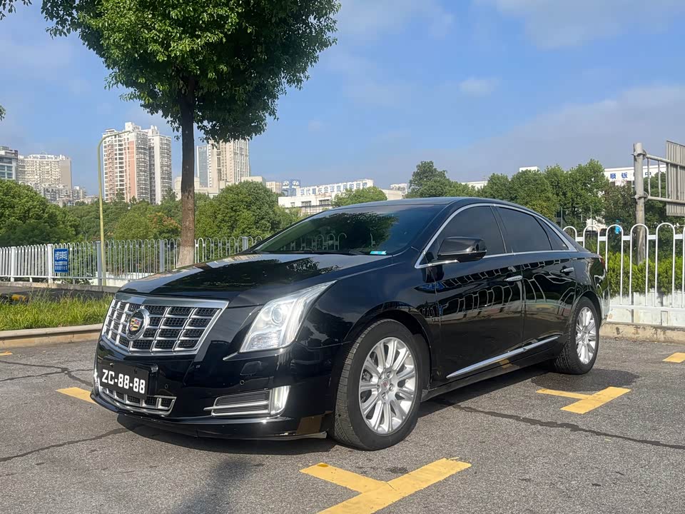 Cadillac XTS