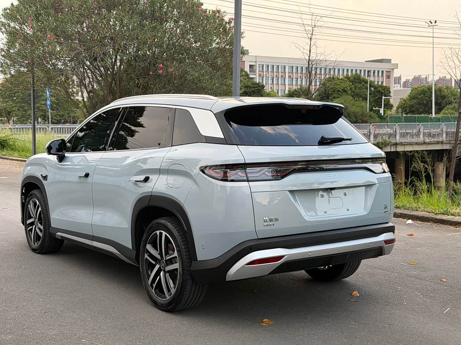 BYD Song L DM-i 2025, фото 5