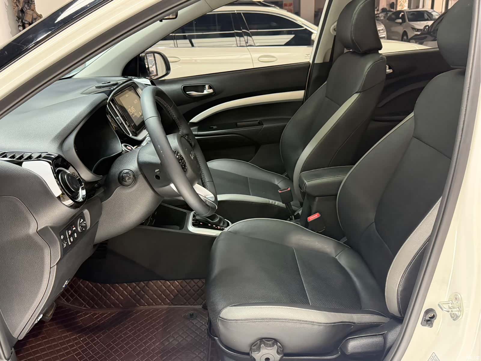 Kia KX1, 2023 10