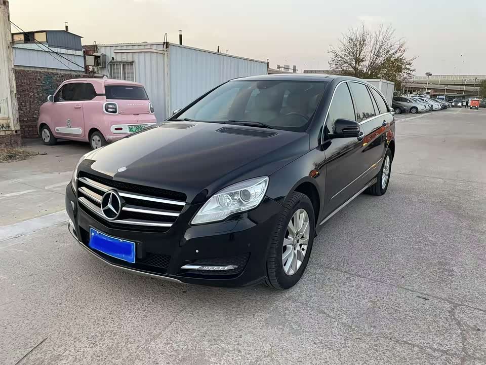 Mercedes-Benz R-class