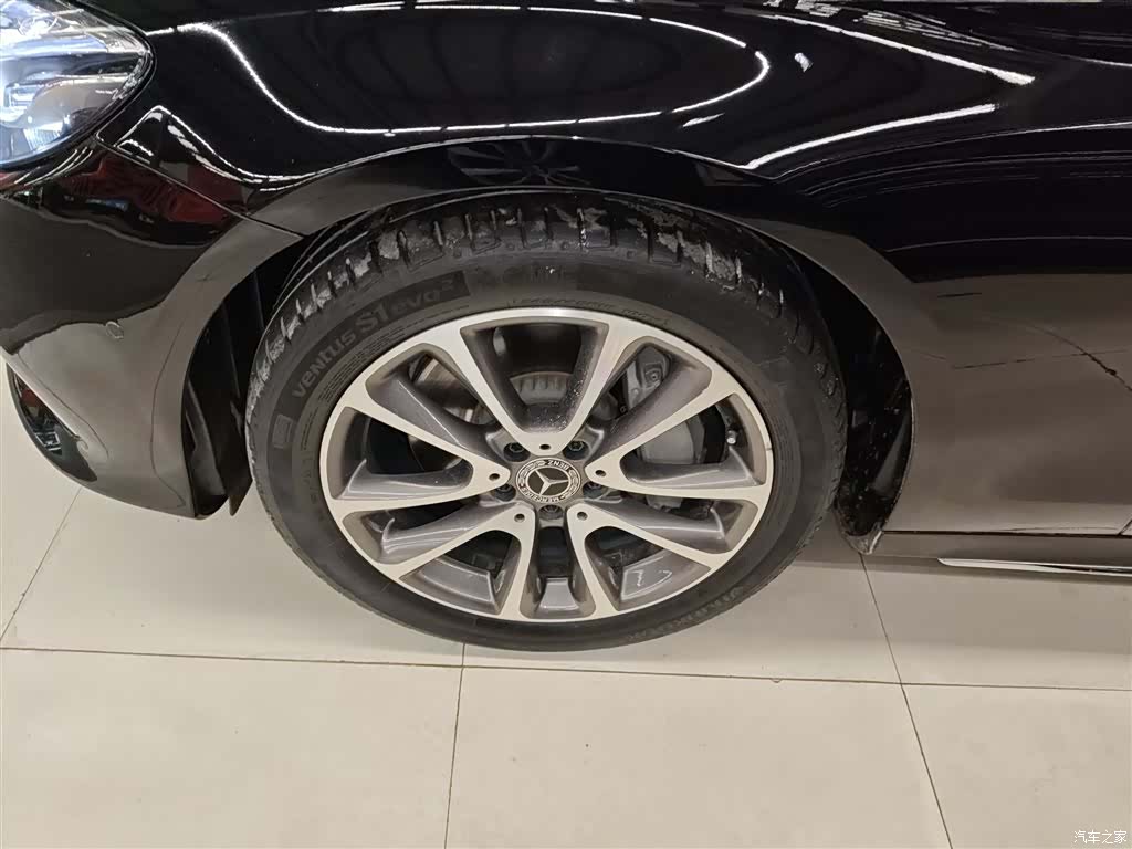 Mercedes-Benz E-Class, 2019 25