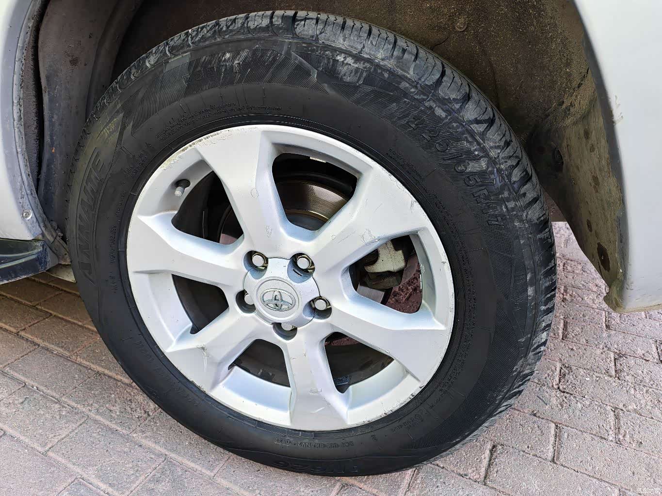 Toyota RAV4, 2009 15
