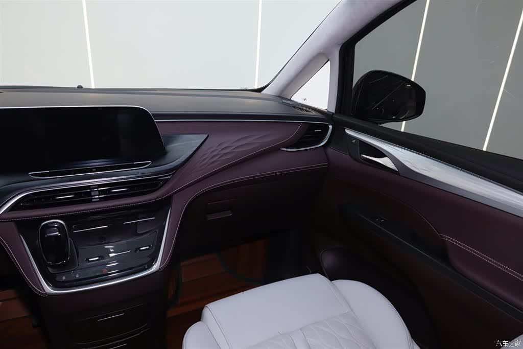 Buick GL8, 2022 27