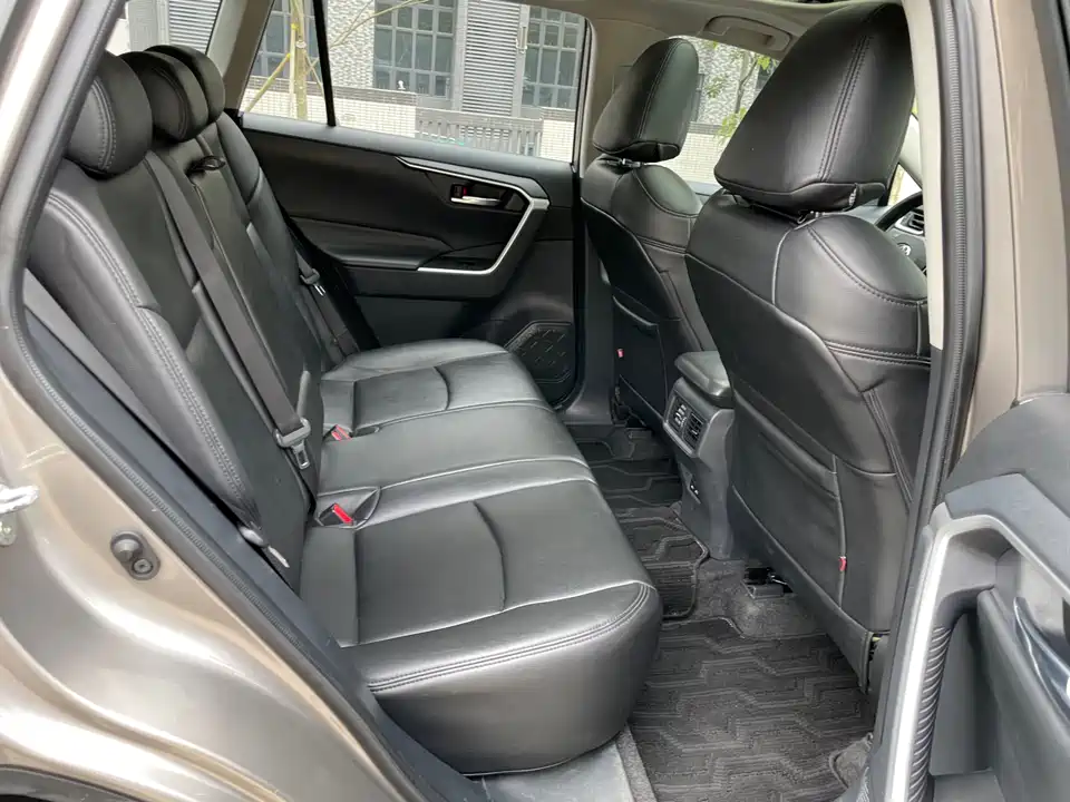 Toyota RAV4 Rongfang