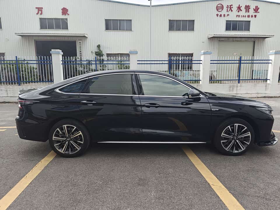 Chery Arrizo 8