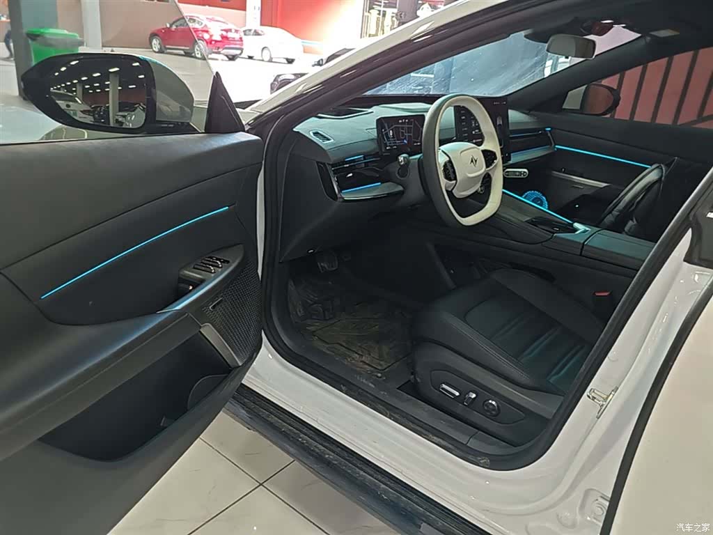DongFeng eπ007, 2025 16
