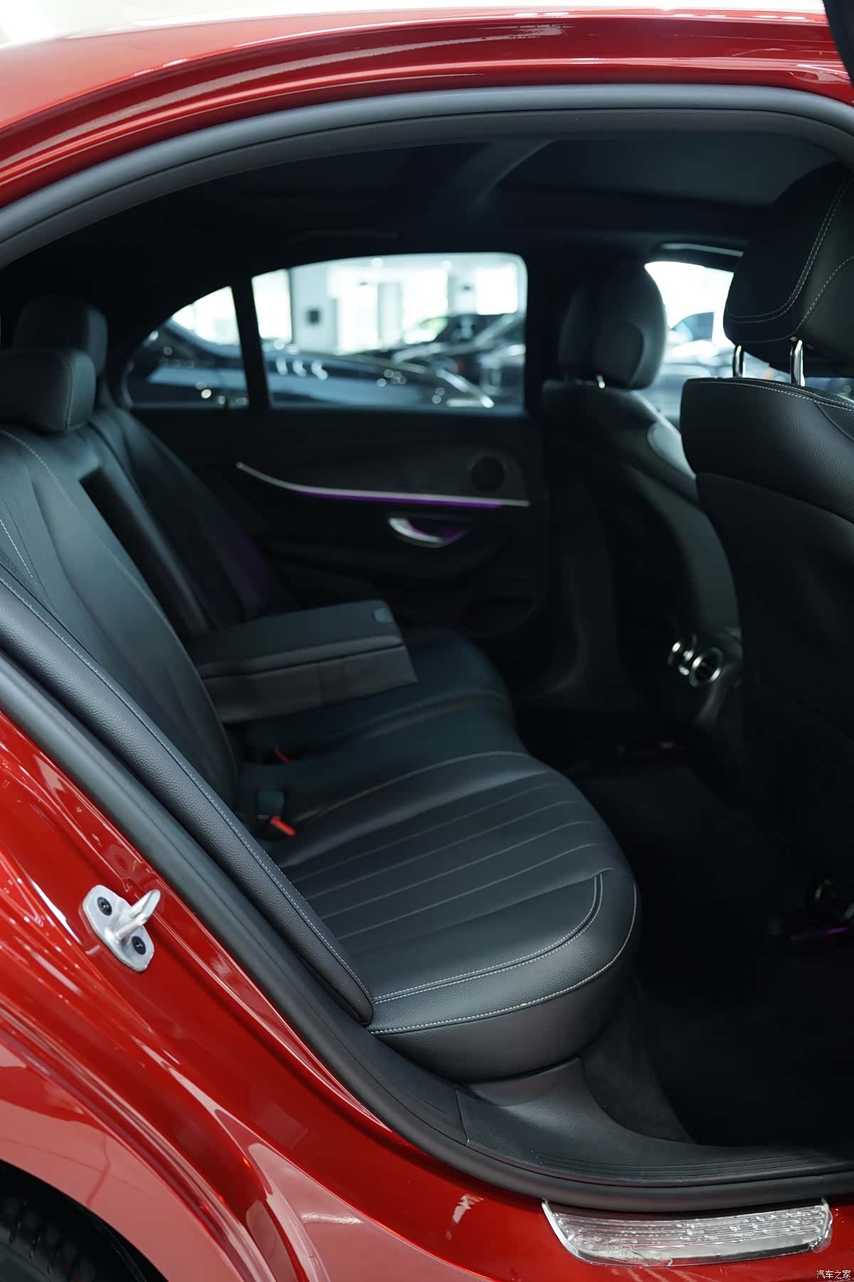Mercedes-Benz E-Class, 2020 12