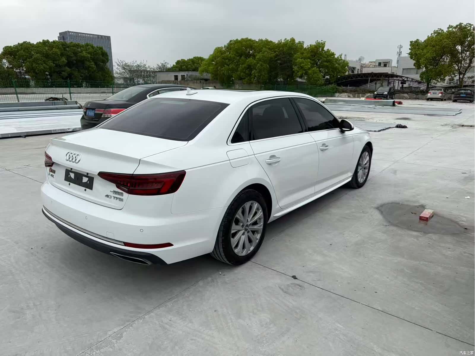 Audi A4L, 2018 3