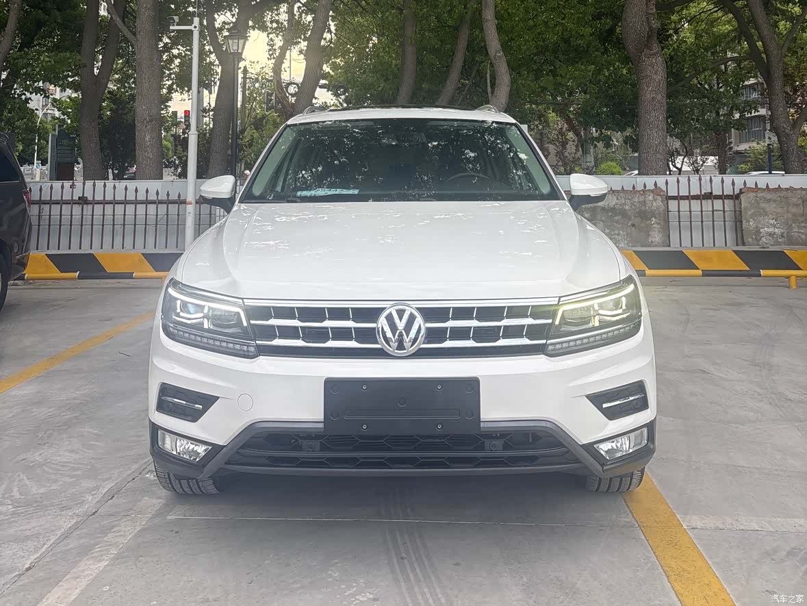 Volkswagen Tiguan L