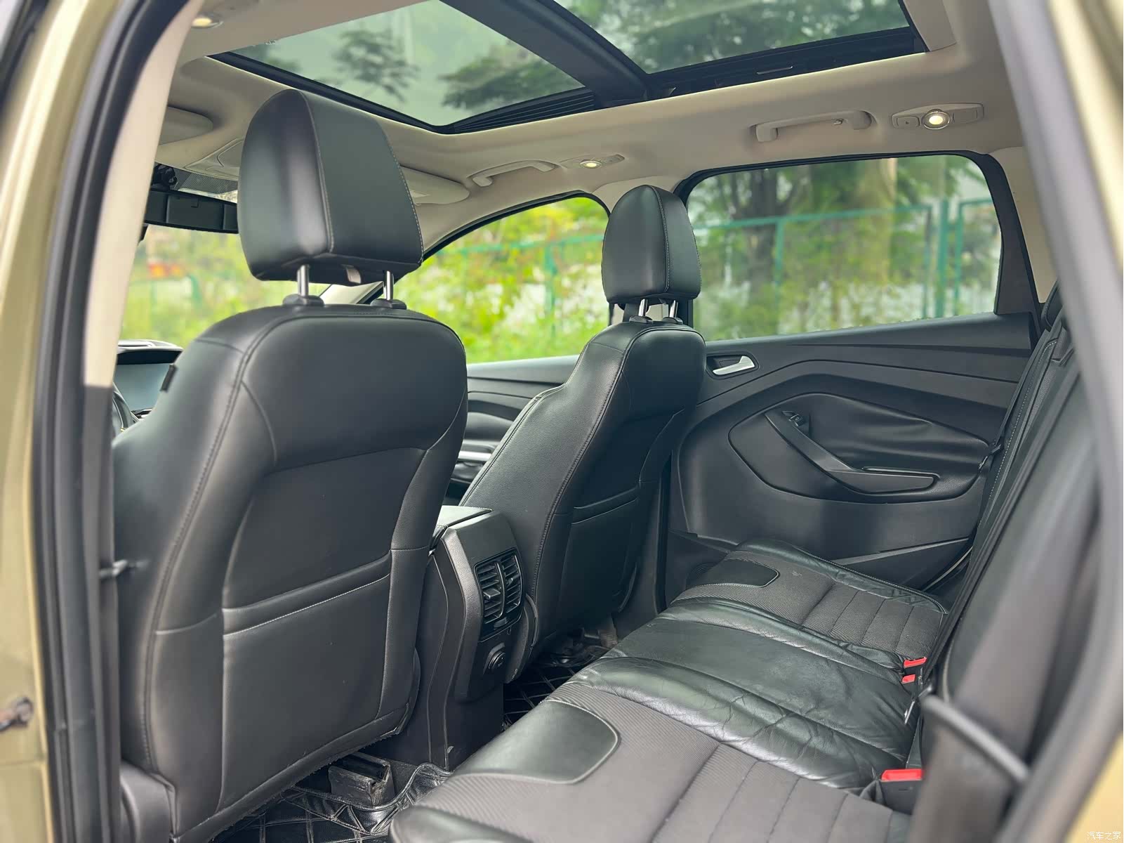 Ford Kuga, 2013 6