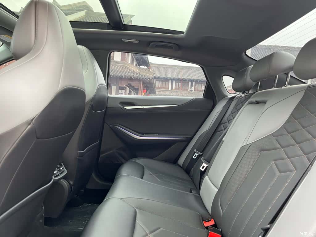 Changan CC, 2022 13