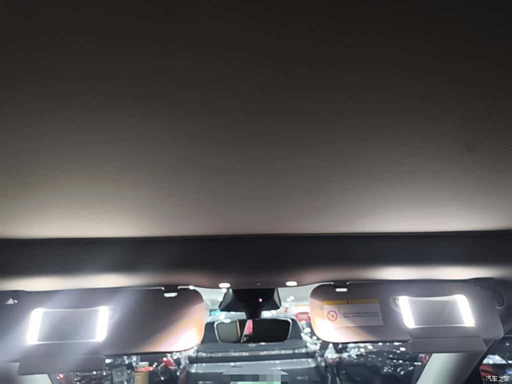 Tesla Model Y, 2022 18
