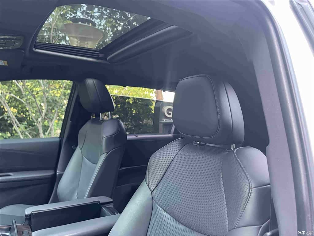 Toyota Sienna, 2024 9