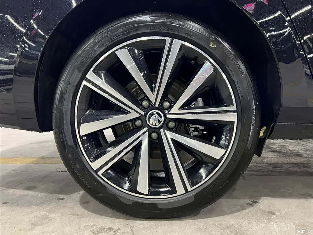 Skoda Superb, 2025 18